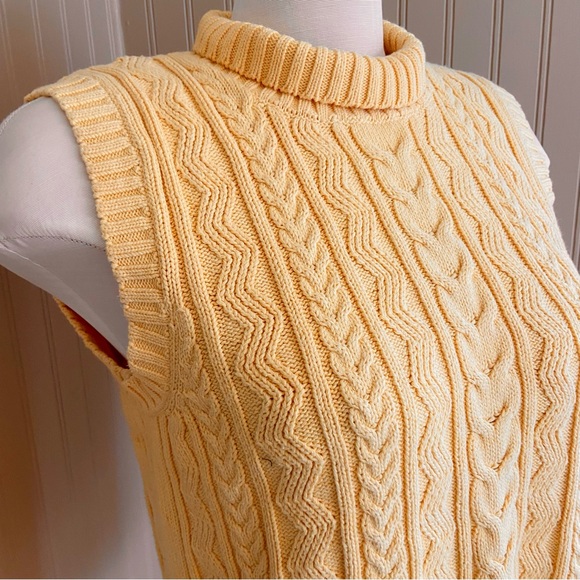 100% Cotton Yellow Cable Knit Sweater Vest by Jessica Women’s Large - Picture 2 of 6